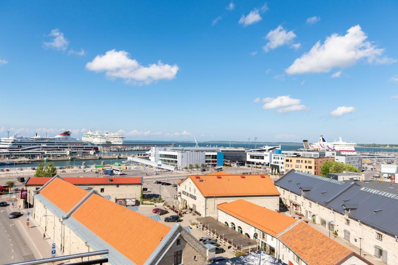 Central Lootsi Penthouse Tallinn Exterior photo